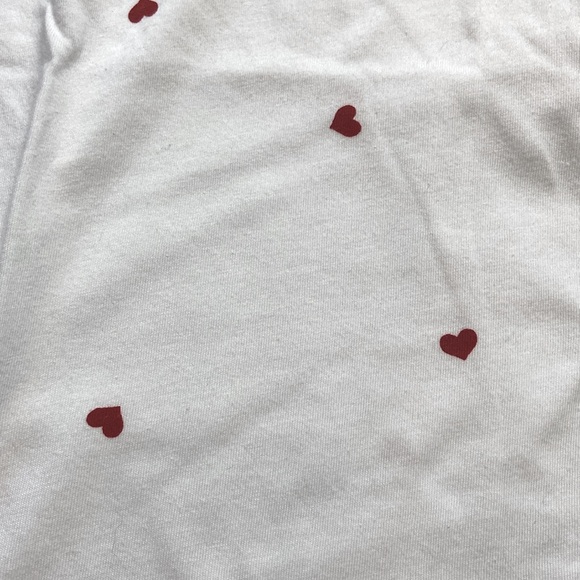 🌺 OLD NAVY Heart Print Softest Tee - Picture 3 of 7